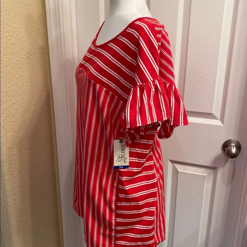 New Red Ruffle Sleeve Top - Picture 3 of 7